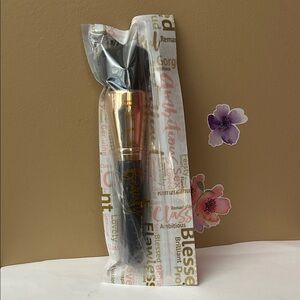 Belle Beauty Powder Brush